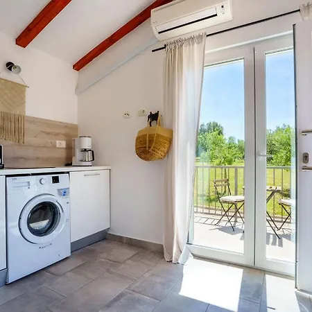Guest house Mit Pool 3*