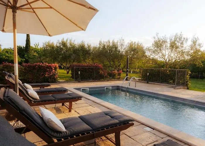 Konukevi Mit Pool Rovinj