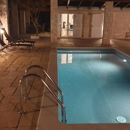 Mit Pool Guest house