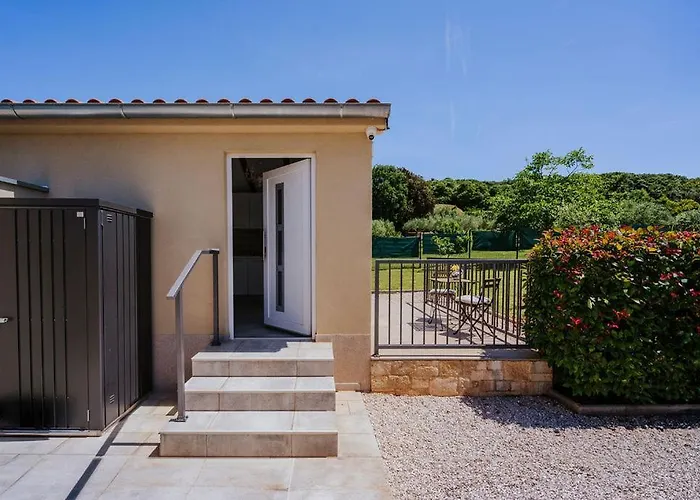 Mit Pool Maison d'hôtes 3*